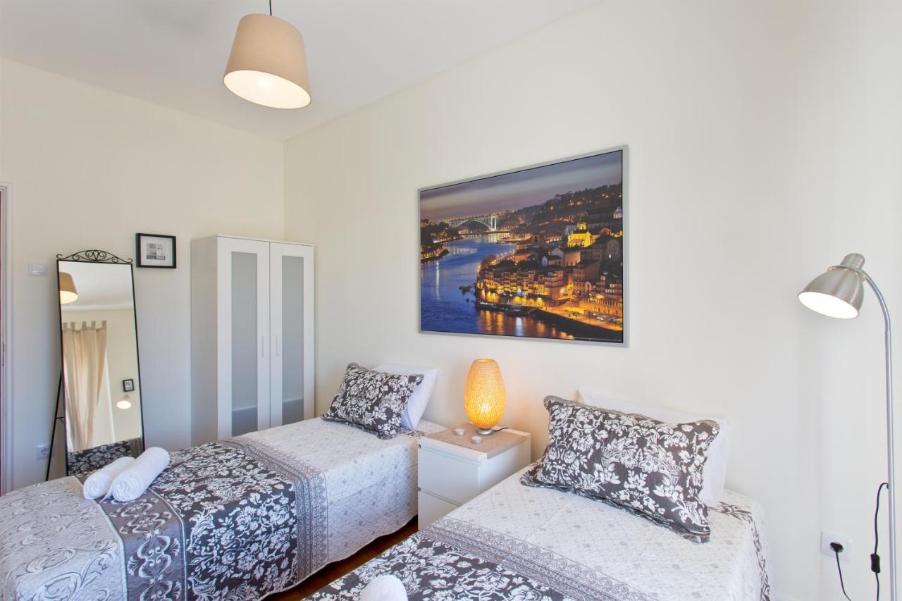 Sweet Flats With Netflix - Bolhao City Center Leilighet Porto Eksteriør bilde