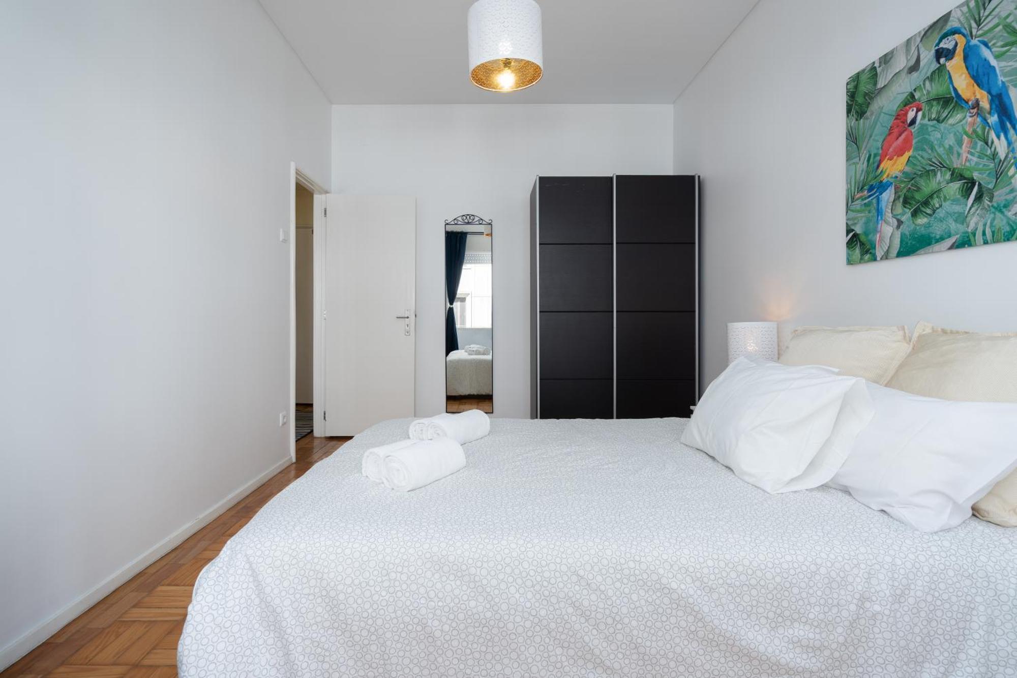 Sweet Flats With Netflix - Bolhao City Center Leilighet Porto Rom bilde
